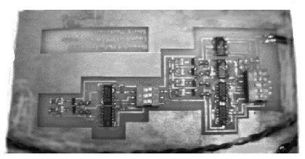 \epsfig{scale=0.4,file=pcb/gimmick/platine.ps}